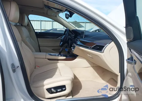 2020 BMW 740I z USA, uszkodzony, nr VIN WBA7T2C07LCD30198